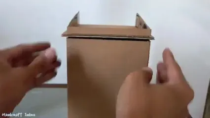 ببییند| نحوه ساخت یک سطل زباله پدالی با کارتن و به روش استاد اندونزیایی