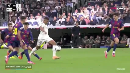 لحظه سوپر گل تماشایی امباپه که توسط VAR رد شد