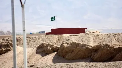 پاکستان پایگاه‌های مرزی طالبان را تصرف کرد