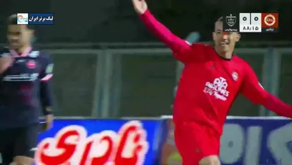 ویدیو: گل اول تراکتور به پرسپولیس توسط امیرحسین حسین‌زاده
