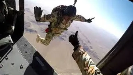 تصاویری از حرکت خطرناک تکاور نیروی زمینی ارتش