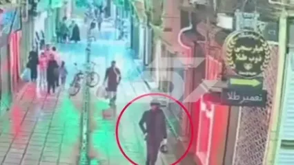 فیلم سرقت برق‌آسا از طلافروشی در میاندوآب / پلیس در جست‌وجوی سارق نقابدار