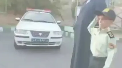 کودک ۷ ساله میانه‌ای به آرزویش رسید/ آراز پلیس شد