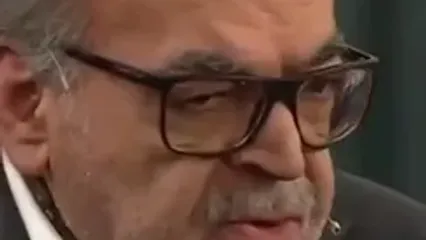 خاطره خنده‌دار حمید لولایی از سریال زیر آسمان شهر: سر صحنه بودیم که دو نفر اومدن و گفتن..../ ما تولیدکننده پفک هستیم و میخوایم عکس شما رو بزنیم روی پفک و یه گونی پول بهم دادن، منم...