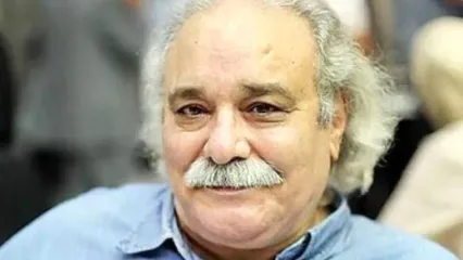 هدیه پرچم امام حسین به مزار محمد کاسبی