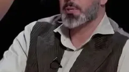 ببینید؛ مجید واشقانی: آیفون نارنجی دست گرفتن افتخار نیست