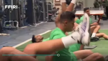 ویدیوی اولین تمرین ساحلی بازان در سالن بدنسازی پک