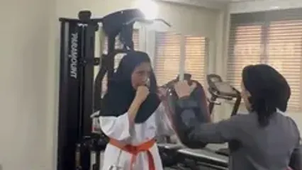 تمرینات نانچیکو مونا فرجاد در پشت صحنه فیلم آقای زالو