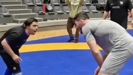 تقابل امیرعلی آذرپیرا، محمد نخودی و یونس امامی با بچهای سندروم داون