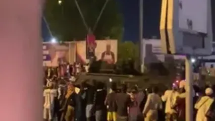 ویدیو: استقبال بی‌نظیر مردم آنگولا از لیونل مسی