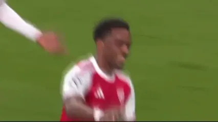 گل اول آرسنال به بایرن مونیخ توسط یورین تیمبر