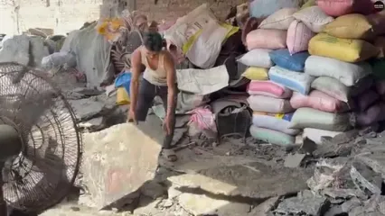 فرآیند بازیافت گونی های پلاستیکی و تولید صندلی با آن ها