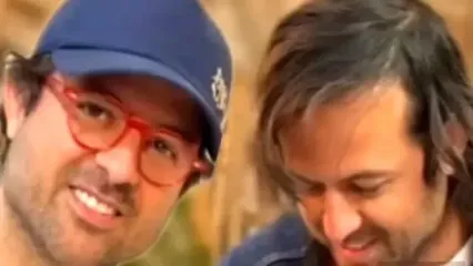 نگاهی به جشن تولد 45 سالگی هومن سیدی در پشت صحنه فصل دوم سریال وحشی/ دعای خیر عزیز جون «مادر جواد عزتی» پشت و پناه کارگردان کشورمان