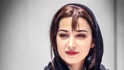 رونمایی از مادر کم سن و سال روشنک ‌گرامی با شباهت چهره باورنکردنی/ مادرم بد اخلاقه ... من رو توی اتاق حبس میکرد و ...