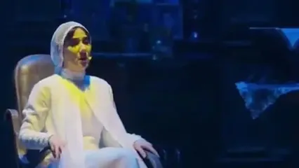 رویا میرعلمی : خیلی سختی و گریه داشتم ... مادرم ماه های آخر روی تخت افتاده بود ... از زایمان دردناک 4 فرزندش ...غصه اونروزها رو الان بازی ...