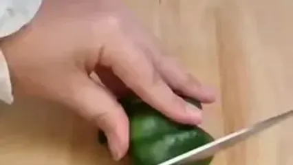 فیلم طرز تهیه شام فوری با پاستا و سوسیس