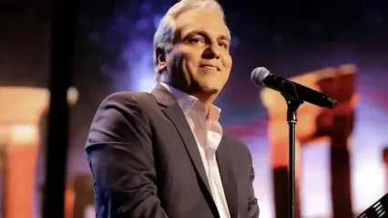 کنسرت مهران مدیری در دبی بالاخره به دردش خورد؛ ویدئوی باشگاه الوصل امارات از شهر تهران با آهنگ مهران مدیری/ بعد بگید چرا مدیری خواننده شد !