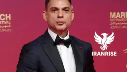 پیمان معادی معذب در کنار خانم ونزدی محبوب