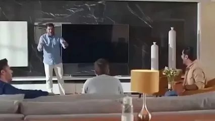 دکوراسیون شاه پسند ویلای سام درخشانی بازیگر سریال آوای باران/ پیانو، میز بیلیارد، مبلمان چرم چستر، آباژور، اکسنت وال و...