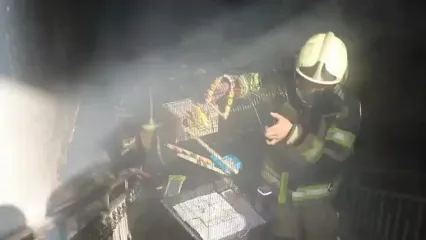 آتش‌سوزی پاساژی در فلکه دوم صادقیه؛ یک نفر جان باخت