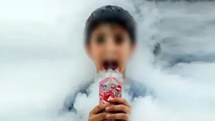 «دود بازی» دانش آموزان ! / آموزش و پرورش: گزارشی از فروش نوشیدنی دودزا در مدارس به دست ما نرسیده است