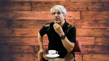 امیر غفارمنش : همکارام سه سوت زیرآبمو زدن ..رفتم لباس بیارم برگشتم دیدم ..../ توی جیبم پول آژانس هم ...