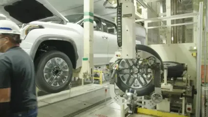 صفر تا صد تولید خودروی «تویوتا توندرا» در تگزاس