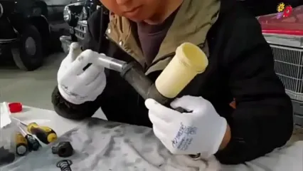 مراحل بازسازی یک خودروی ولگای کمیاب تولید شوروی سابق مدل سال 1970