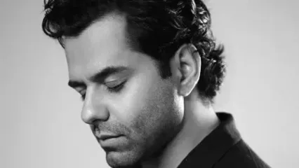 رضا بهرام: آهنگم منتشر شد من زدم کنار خیابون پستشو تو اینستاگرام گذاشتم بعد گفتم آقا تجریش! رضا دیگه نباید سوار موتور بشی!