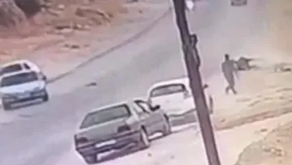 فیلم تصادف شدید پژو با اسب و سوارکار در کازرون / راننده پا به فرارر گذاشت