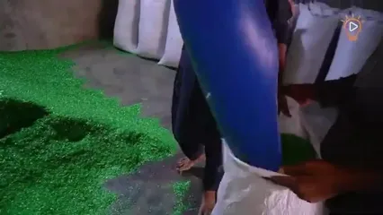 فرآیند بازیافت میلیون ها بطری پلاستیکی و تولید لوله پی وی سی با آنها