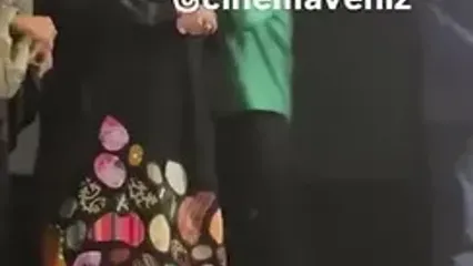 رقص دونفره الناز شاکردوست و نعیمه نظام دوست در اکران مردمی کج پیله با تیپ و استایل مونوکرم/ واکنش نیما شعبان نژاد ...