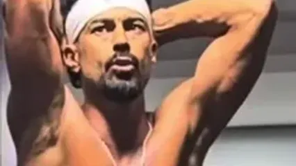 فیگور گرفتن رامین رضاییان به سبک هادی چوپان