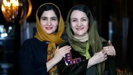 نگاهی به تیپ و استایل خانم بازیگران در مراسم گلاب آدینه/ بهنوش طباطبایی، مازیار لرستانی، صدف اسپهبدی،حدیث فولادوند و ...