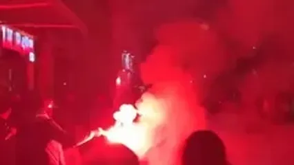 ویدئو: پایکوبی الجزایری‌ها پس از صعود به مرحله حذفی