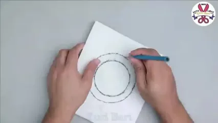 نحوه در ست کردن یک گلدان زیبا با استفاده از بطری پلاستیکی