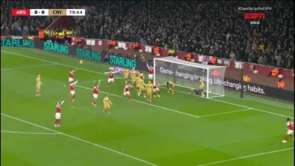 ویدیو: گل اول آرسنال به کریستال پالاس با گل به خودی مکسنس لاکروا