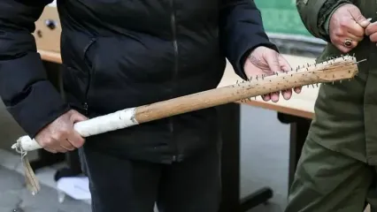 فیلم لحظه حمله خشمگینانه یک مرد به مطب دندانپزشکی دکتر احمدآبادی در یزد