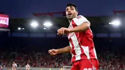 طارمی با ماشین ۵۰ میلیاردی یونانی‌ها را شوکه کرد