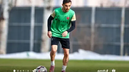 ستاره پرسپولیس در حال پدیکور دیده شد