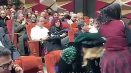 استایل فاخر زمردی و جواهردوزی شده بهاره رهنما در جشن حافظ/ همتون رو دوست دارم، نه اغلبتون رو دوست دارم...!