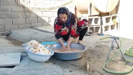 غذای روستایی در ایران؛ تهیه ترشی گل کلم در روستا