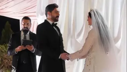 محمدرضا علیمردانی در عروسی مریم مومن جای برادر نداشته‌اش را پر کرد / از شعرخوانی با احساس تا خواندن عقد آریایی خانم بازیگر ...