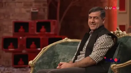 بازسازی اتفاقی صحنه دوغ یا نوشابه «نون خ» در برمودا با حضور کریم باقری