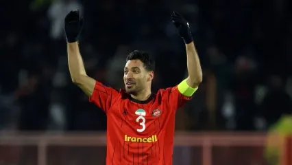 دخترانی که برای شجاع خلیل‌زاده سر و دست می‌شکنند