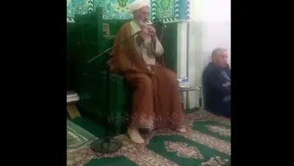 سکته قلبی امام جماعت نصرآباد تفت بر بالای منبر