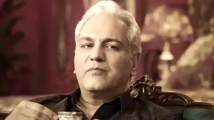 بامعرفت مثل مهران مدیری / وقتی کارگردان شیش ماهه با یک بوسه 5 میلیارد تخفیف داد!