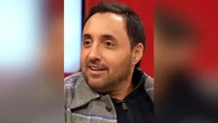 امیرمهدی ژوله رسما آبروی امیرحسین رستمی را برد / خاطره غش آور با مهران مدیری ...