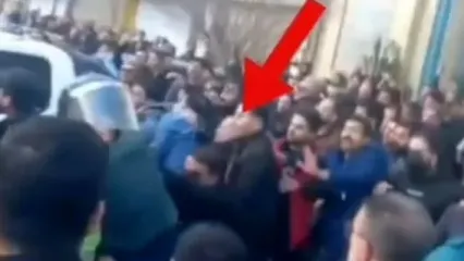 لحظه چاقو خوردن فرمانده انتظامی مشهد در مراسم خسرو علیکردی