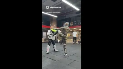 سیلی ربات به مدیرعامل: وقتی هوش مصنوعی جدی می‌شود!